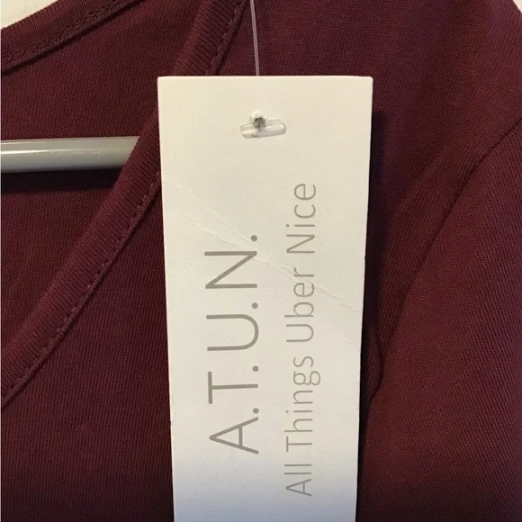 NWT! ATUN Women's Long Sleeve Maroon Top - Picture 4 of 5